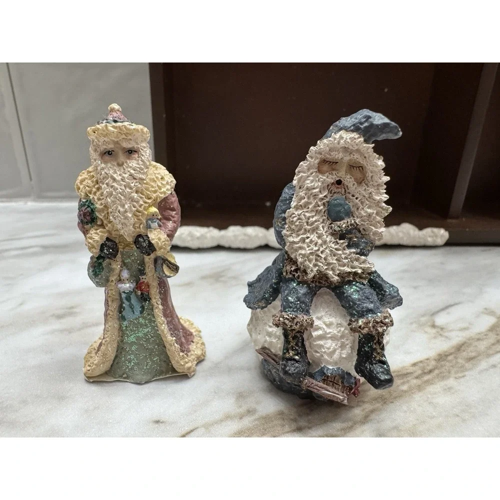 Vintage Enesco Littlesnickle Christmas Shelf Shadowbox Display With‎ 6 Santas